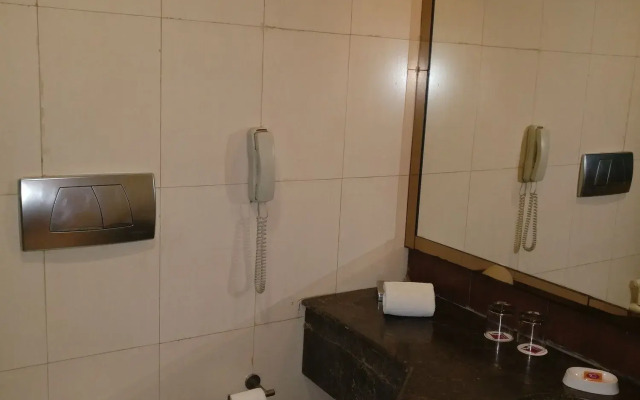 Clarks Inn Suites Delhi/NCR