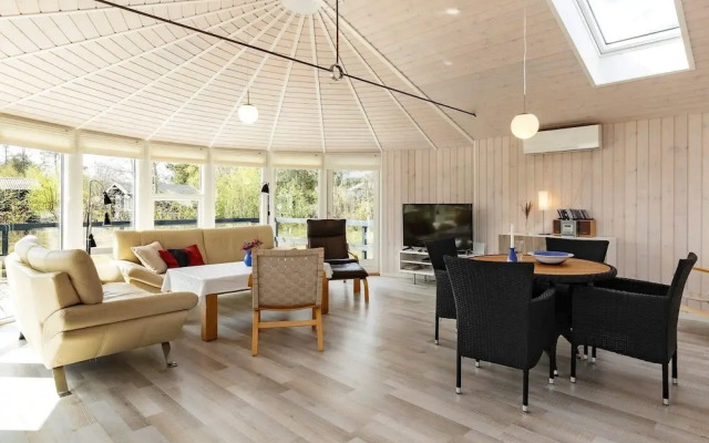4 Star Holiday Home in Hals