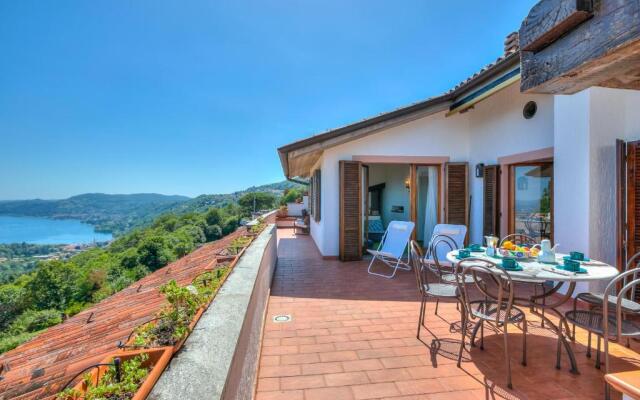 Residenza Over The Lake Ada's Terrace