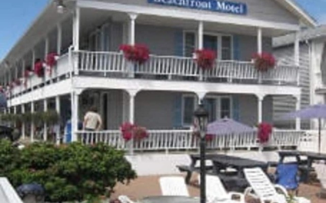 The Sandpiper Beachfront Motel