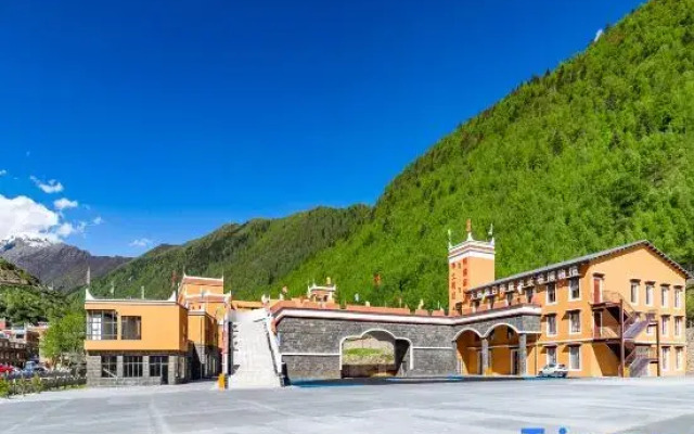 Sgura Manor Hotel