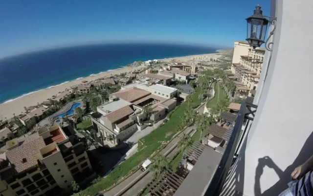 Suites at Sunset Beach Cabo San Lucas Golf and Spa