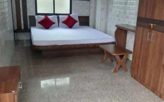 Goroomgo Sea Smile Lodge Puri
