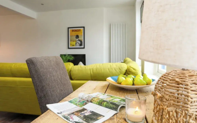 Harbourside Apartment