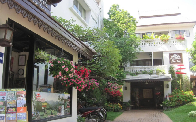Rachamankha Flora House