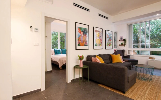 Spacious 3BR in Ben yehuda by Holiday-rentals