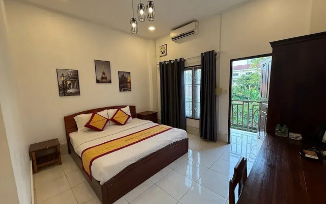 Vang Vieng Family Boutique Hotel