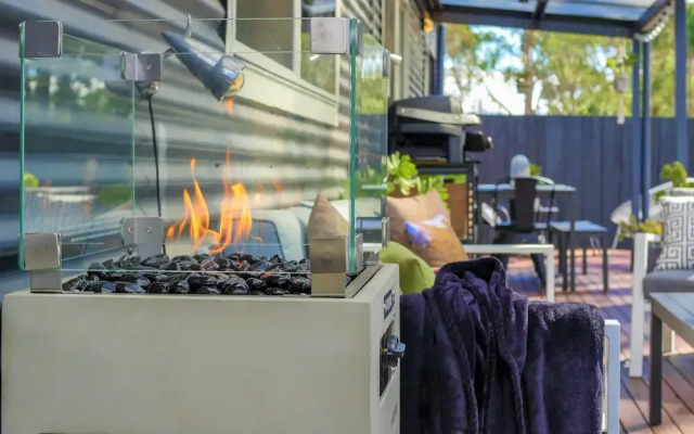 Three Beaches - Chic Eco Home Tasmania