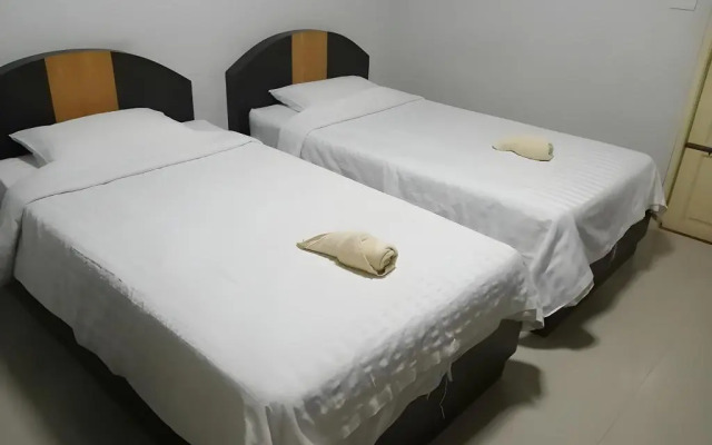 Charoen Apartment Hotel Trang