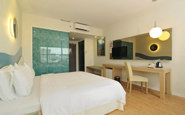 Oceania Hotel