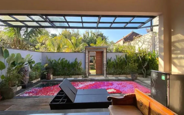Muaya Villa
