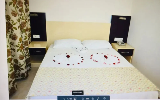 Elis Beach Hotel