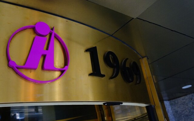 Hujialou Hot Spring Hotel