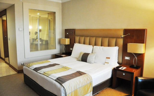 Mövenpick Hotel Izmir