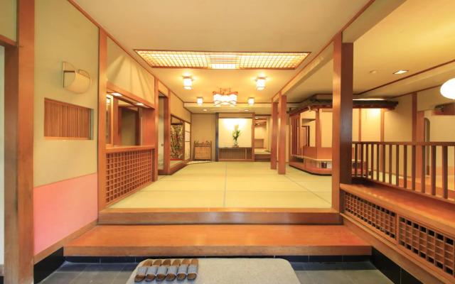 MICASA (Minakami Hot Spring Ryokan)