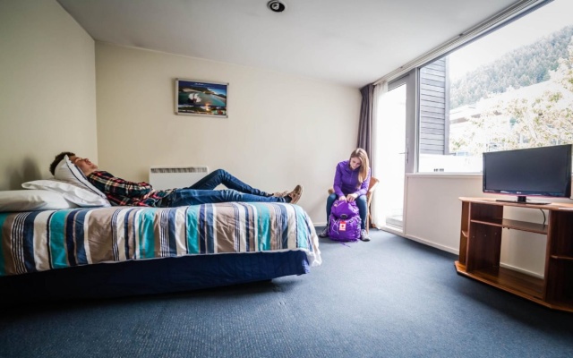 YHA Queenstown Central - Hostel – Guest Rooms – Queenstown