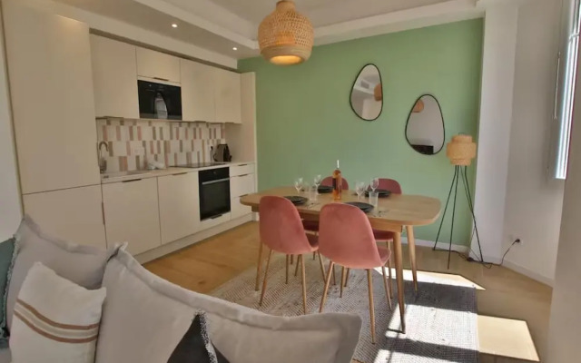 Apartment in Antibes Near Sandy Beaches