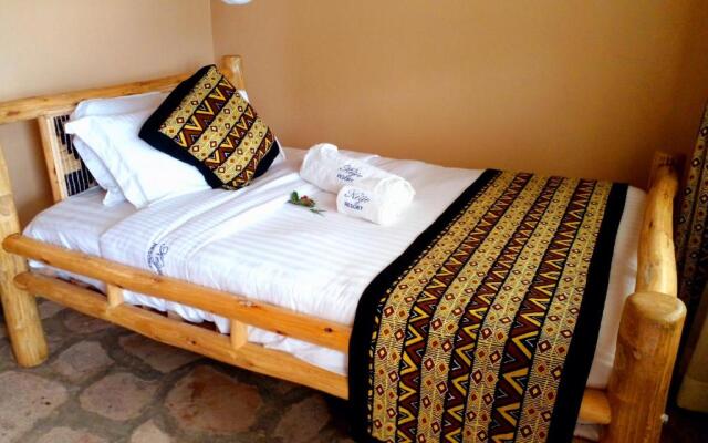 Bunyonyi Apple Farm Stay