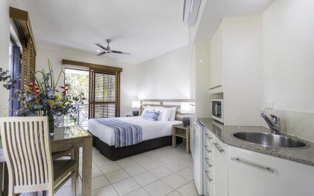 Meridian Port Douglas - Adults only