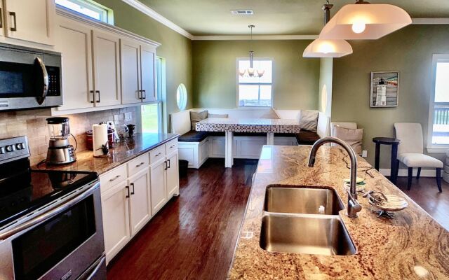 Beachy Keen - 3 Br Home