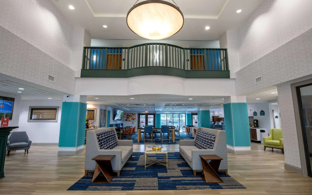 Wingate by Wyndham Lafayette Airport
