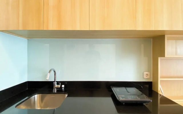 Modern Design And Homey Studio Ciputra World 2 Apartment