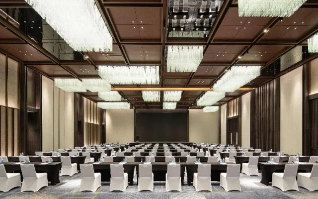 Crowne Plaza Jiangmen Binjiang