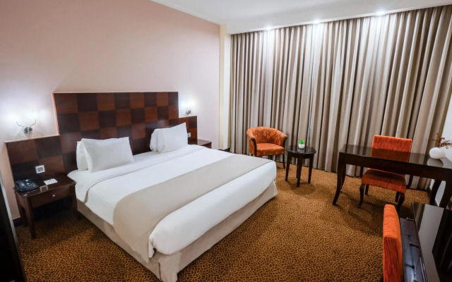 Ayass Hotel