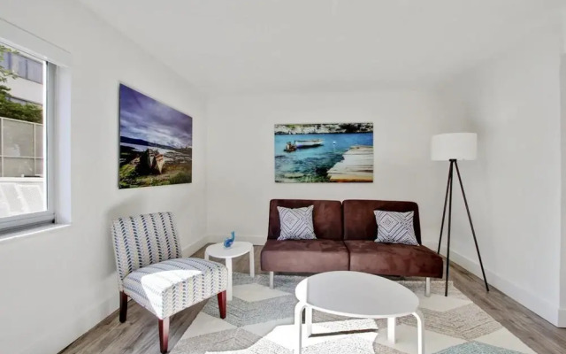 Sunny 1BR in Coconut Grove by Sonder