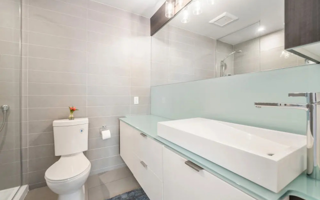 Stallion Suites -  Downtown Toronto