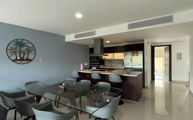 New Casa Paradise Ocean View 2 Bedroom Apts