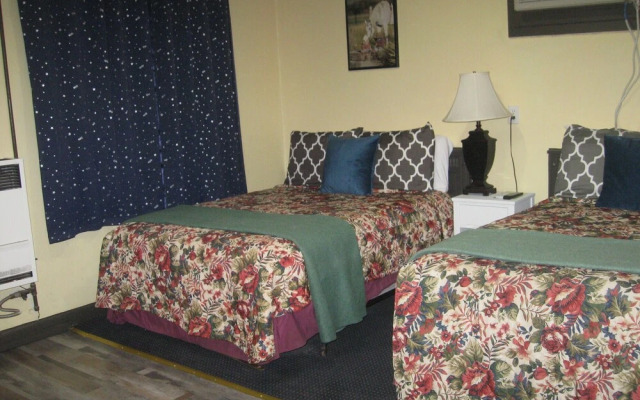 Western Motel Lovell