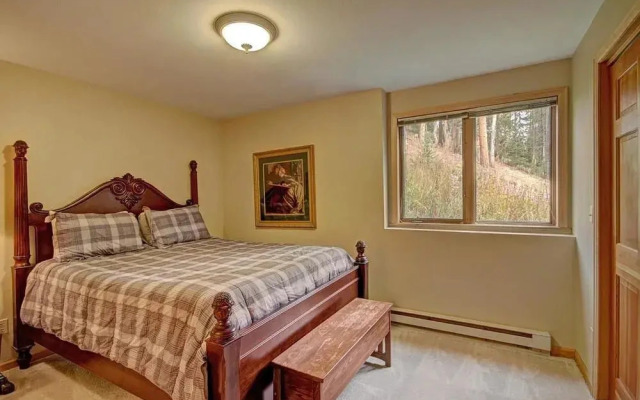 66 Spruce Creek Rd