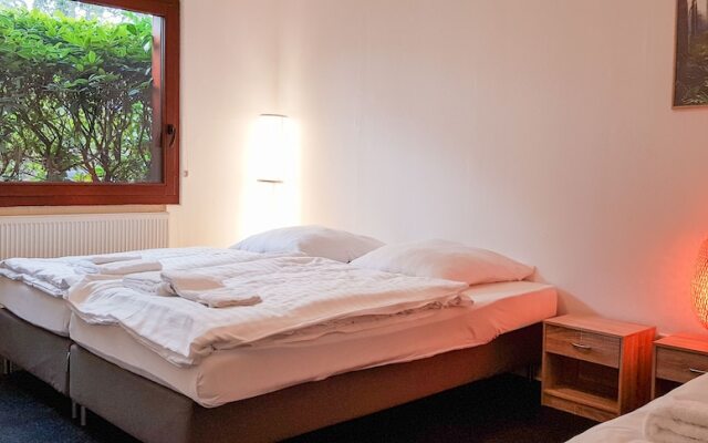 Tolstov-Hotels Beautiful Villa with Big Garden