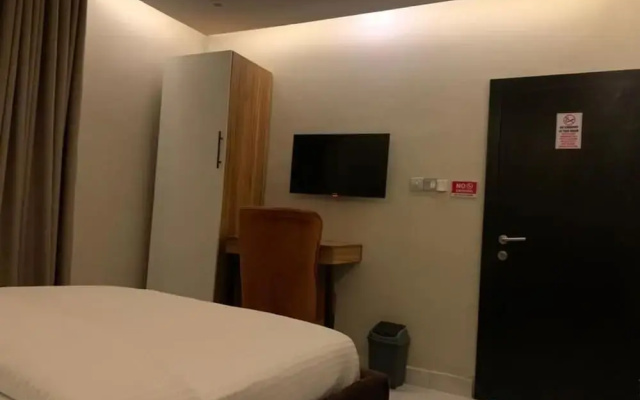 Choice Suites Signature