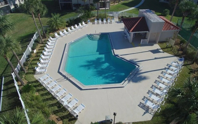 P26 - Ocean Village Club