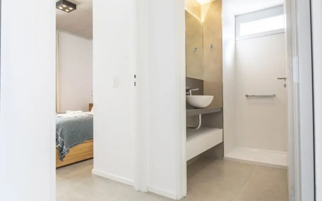 Floralis Suites by Be Local