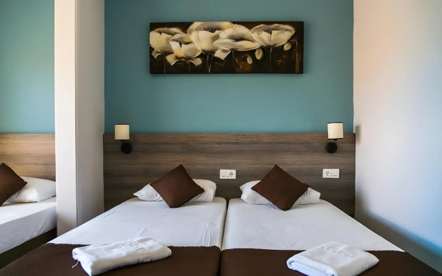 Beach Garden Hotel