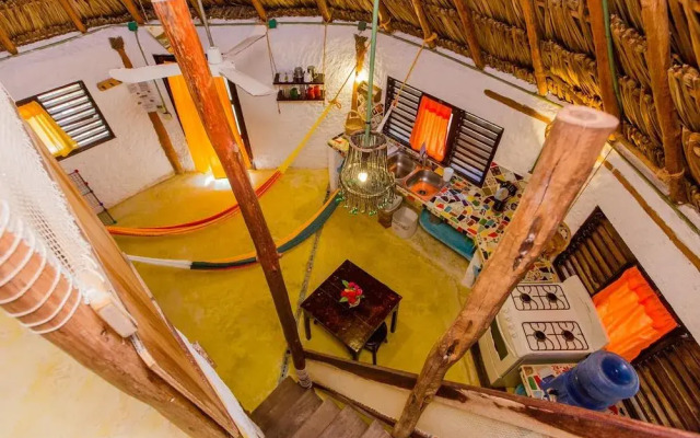 Holbox Hostel & Cabanas Ida y Vuelta Camping
