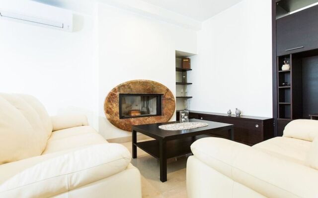 Villa Thidis