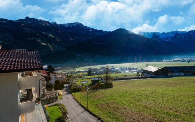 Great Apartment Near the ski Area