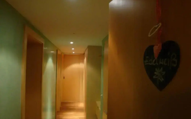 Amazing Apartment in Schrocken