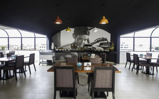 Palmetto Hotel Business La Perla