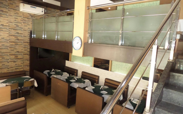 Hotel Aishwarya Residency