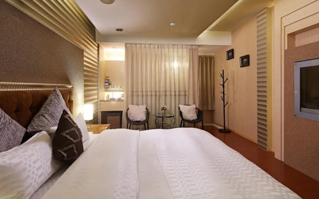 Prague Spring Boutique Motel