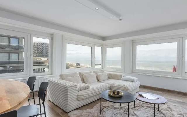 Stay With View, Ostend