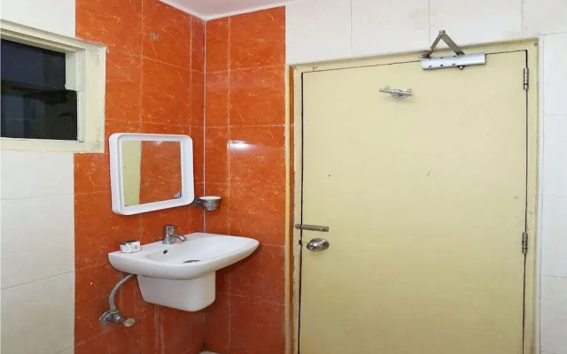 Hotel Madhura Inn Xclusive by OYO