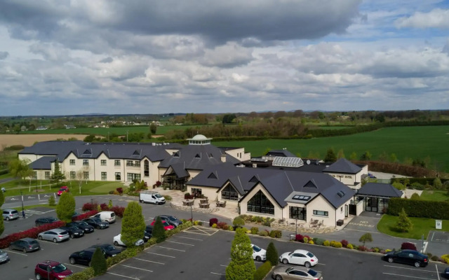 Clanard Court