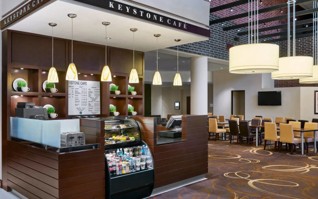 Sheraton Indianapolis Hotel at Keystone Crossing