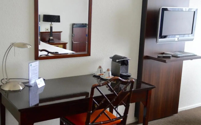 Golden Tulip LEscaut